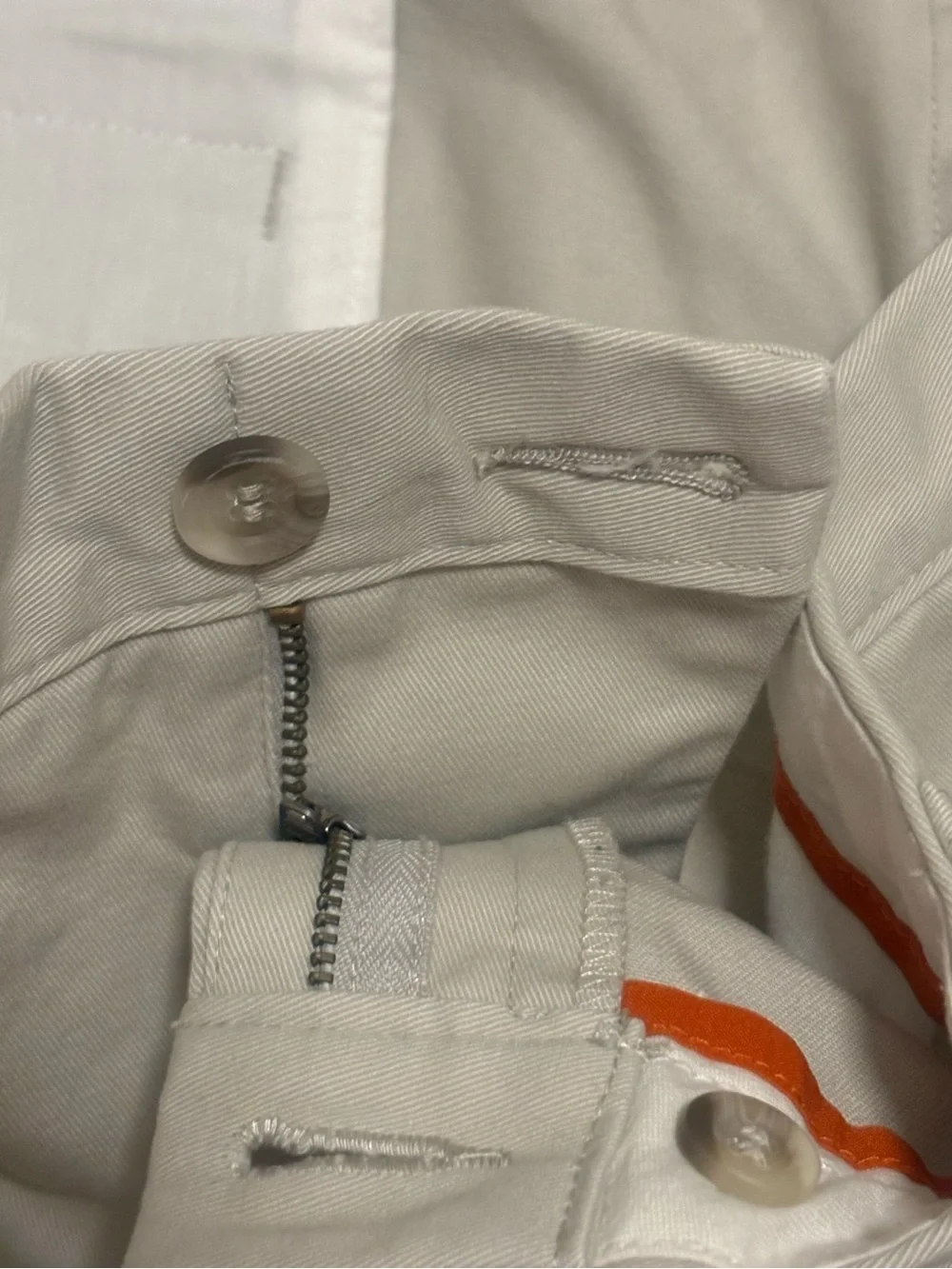 DOCKERS D3 CLASSIC FIT FLAT FRONT KHAKI Pants for Men’s  W42 X L30